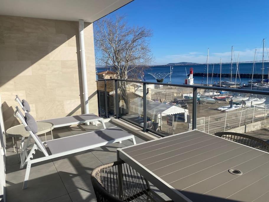L'Appartement De L'Artiste Marseillan  Exteriör bild
